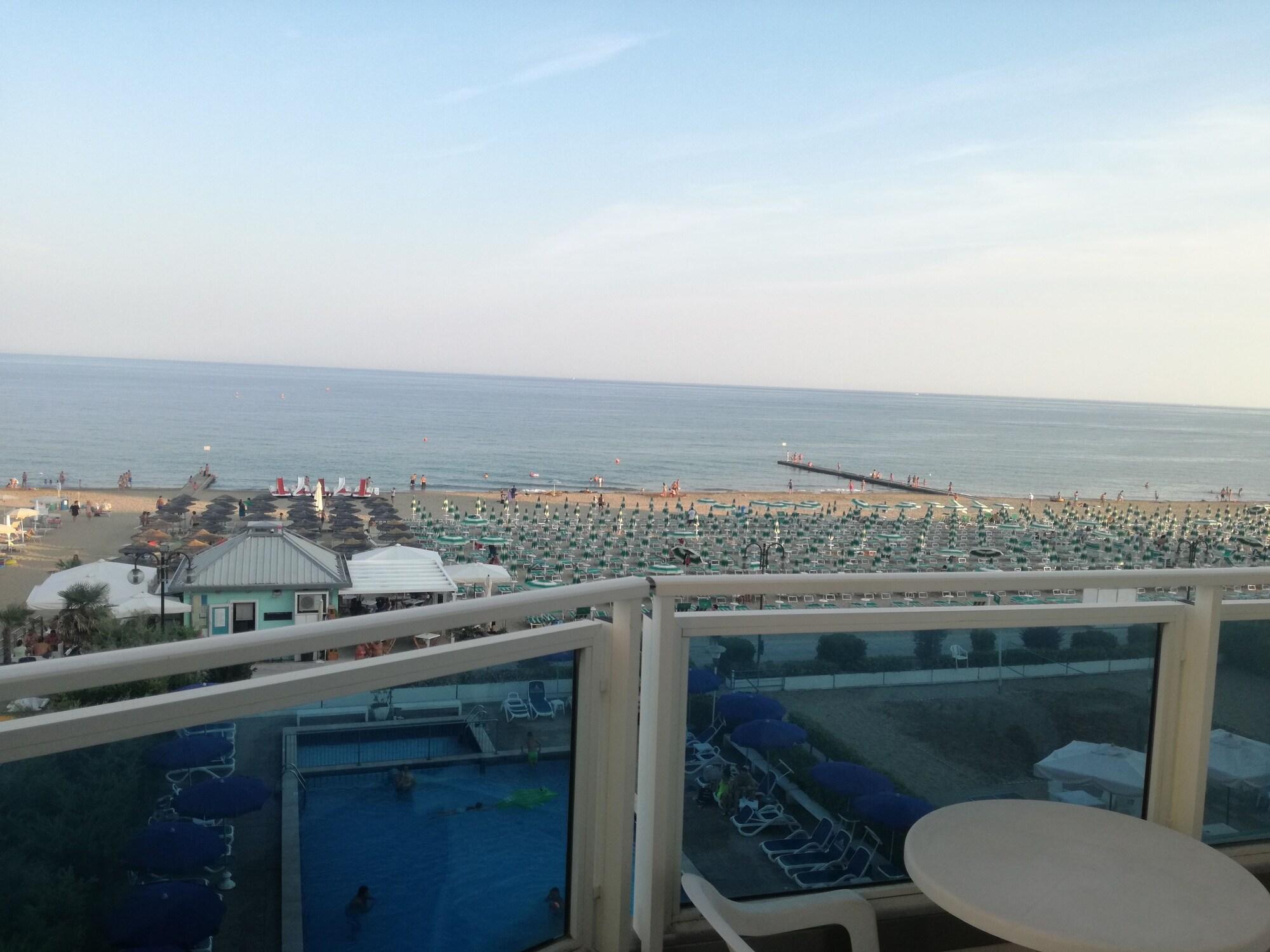 Hotel Heron Lido di Jesolo Zewnętrze zdjęcie