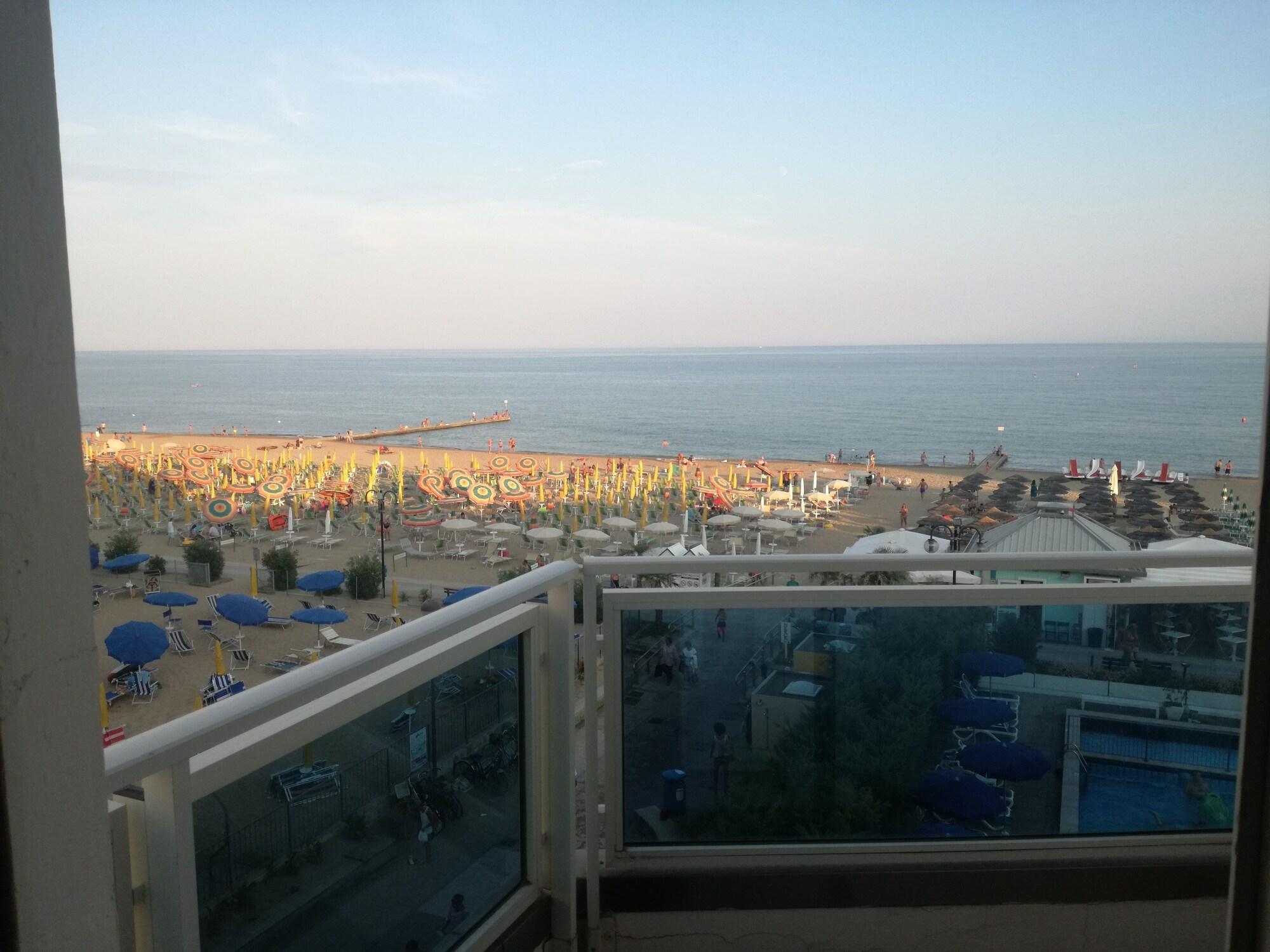 Hotel Heron Lido di Jesolo Zewnętrze zdjęcie