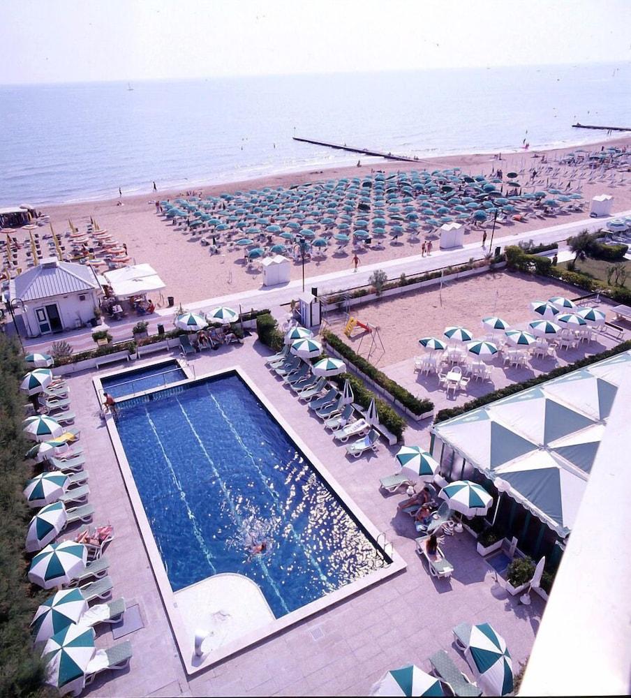 Hotel Heron Lido di Jesolo Zewnętrze zdjęcie